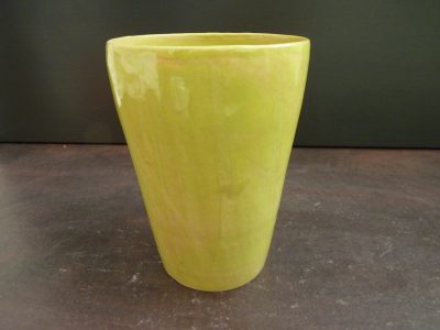 vase émaillé vert anis